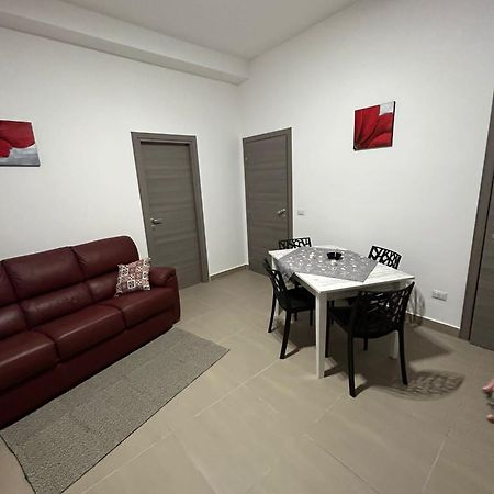 Homeshop Agira Екстериор снимка