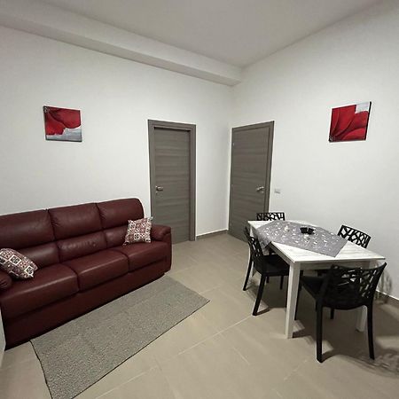 Homeshop Agira Екстериор снимка